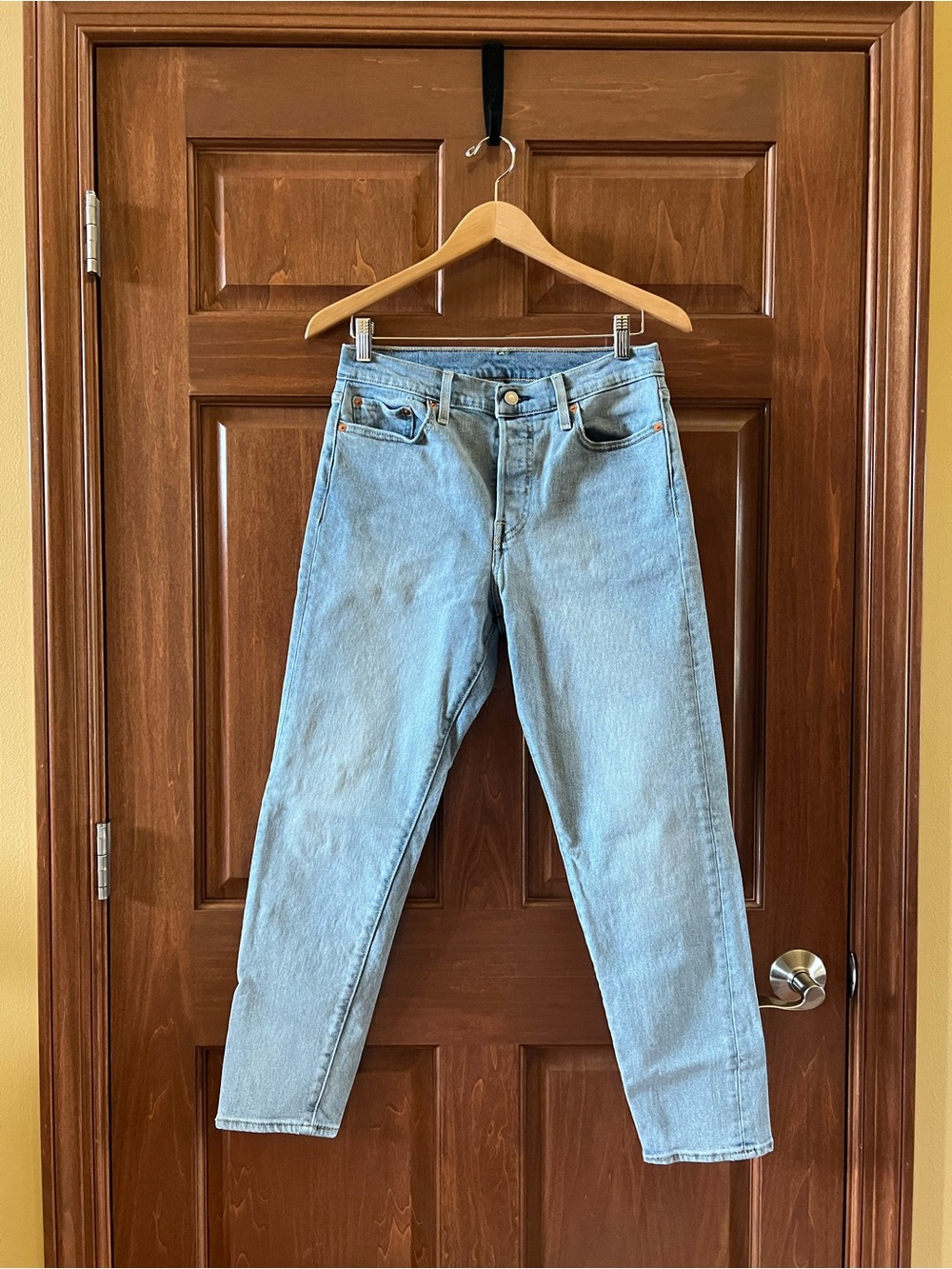 Levi's Women’s Jeans Premium High Waist Straight Leg Light Blue Wash Size 29